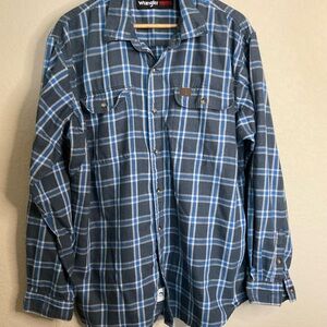 Wrangler Blue Plaid Button-Up Shirt men’s size XL